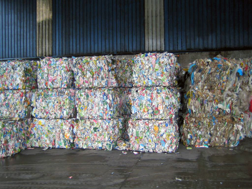 4. Balas de basura clasificada